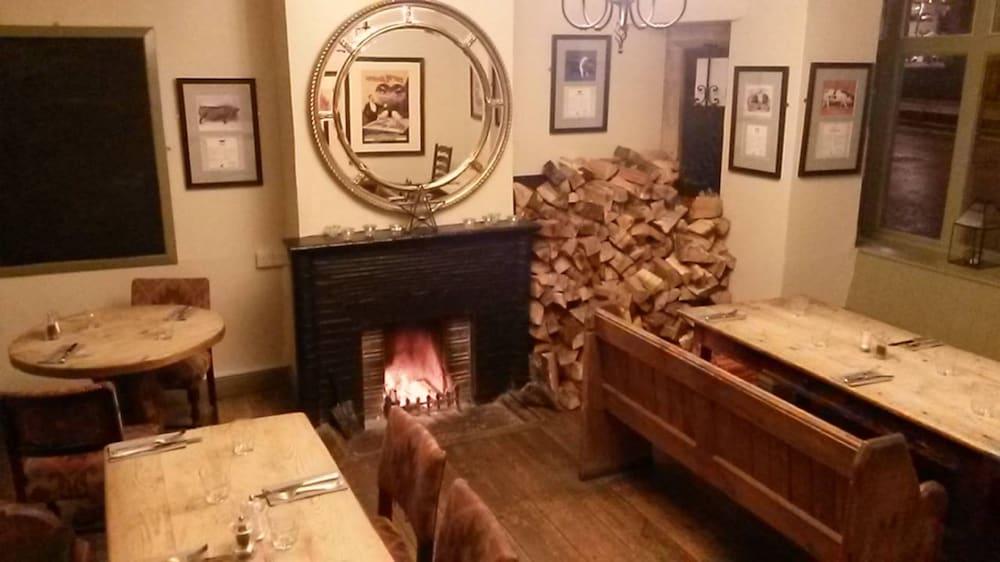 The White Hart Inn Winchcombe Ngoại thất bức ảnh